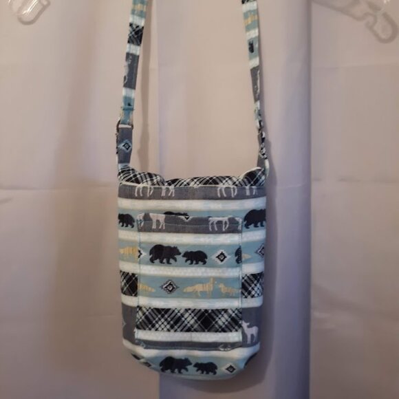 NEW Woodland Creatures Western print Crossbody Pouch Purse bag Flip Top Sling - Picture 9 of 12